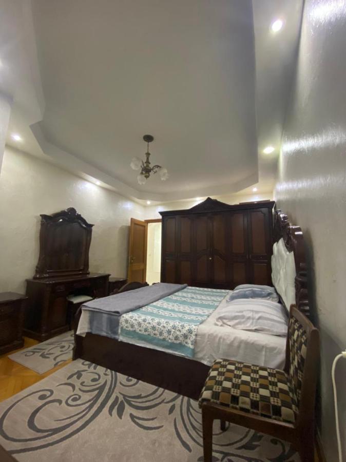 Apartment Ge Zvezda Batumi Eksteriør billede