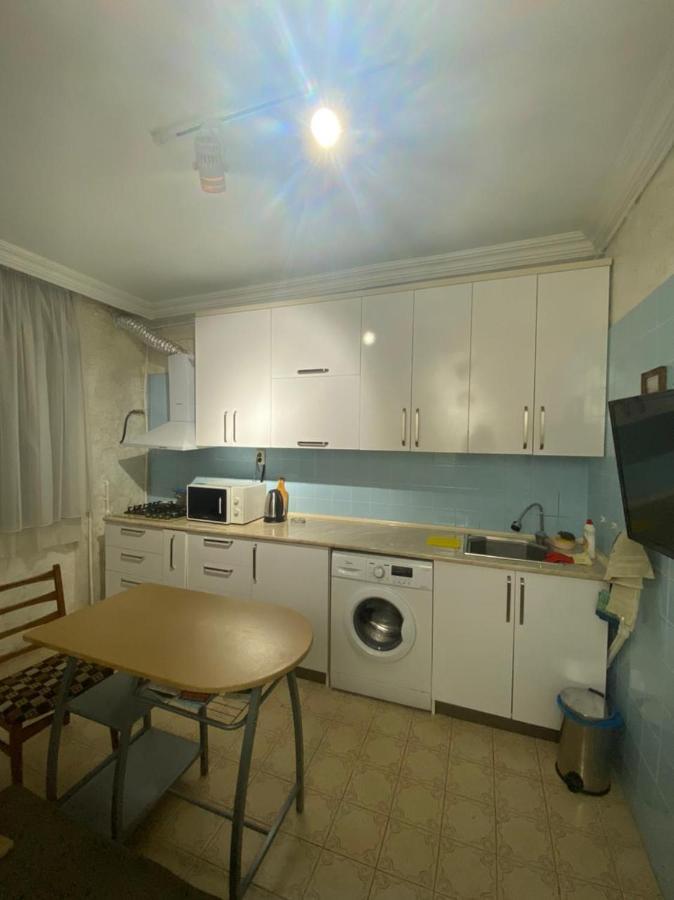 Apartment Ge Zvezda Batumi Eksteriør billede