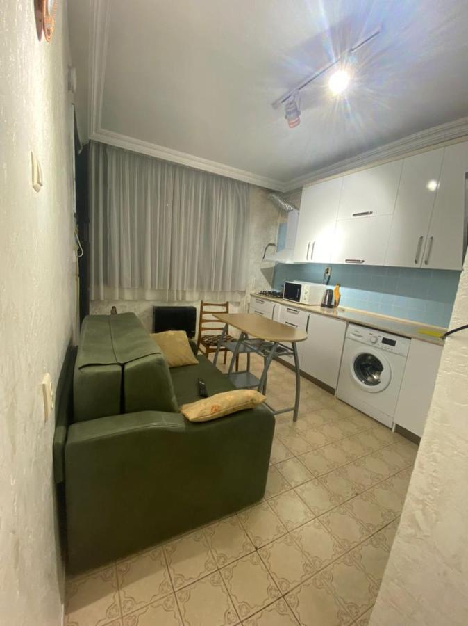 Apartment Ge Zvezda Batumi Eksteriør billede