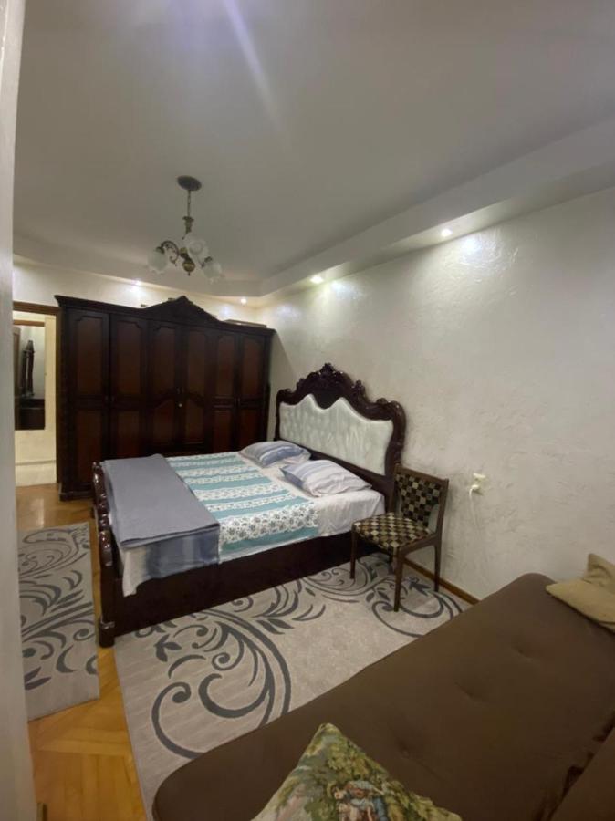 Apartment Ge Zvezda Batumi Eksteriør billede