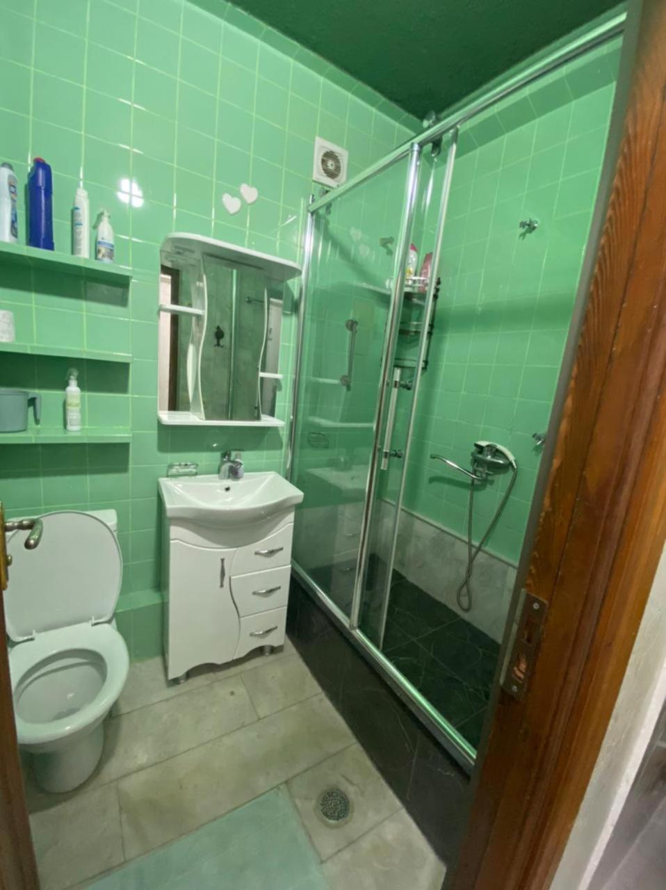 Apartment Ge Zvezda Batumi Eksteriør billede