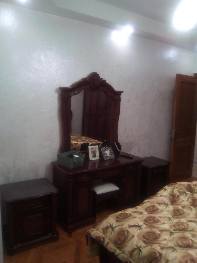 Apartment Ge Zvezda Batumi Eksteriør billede